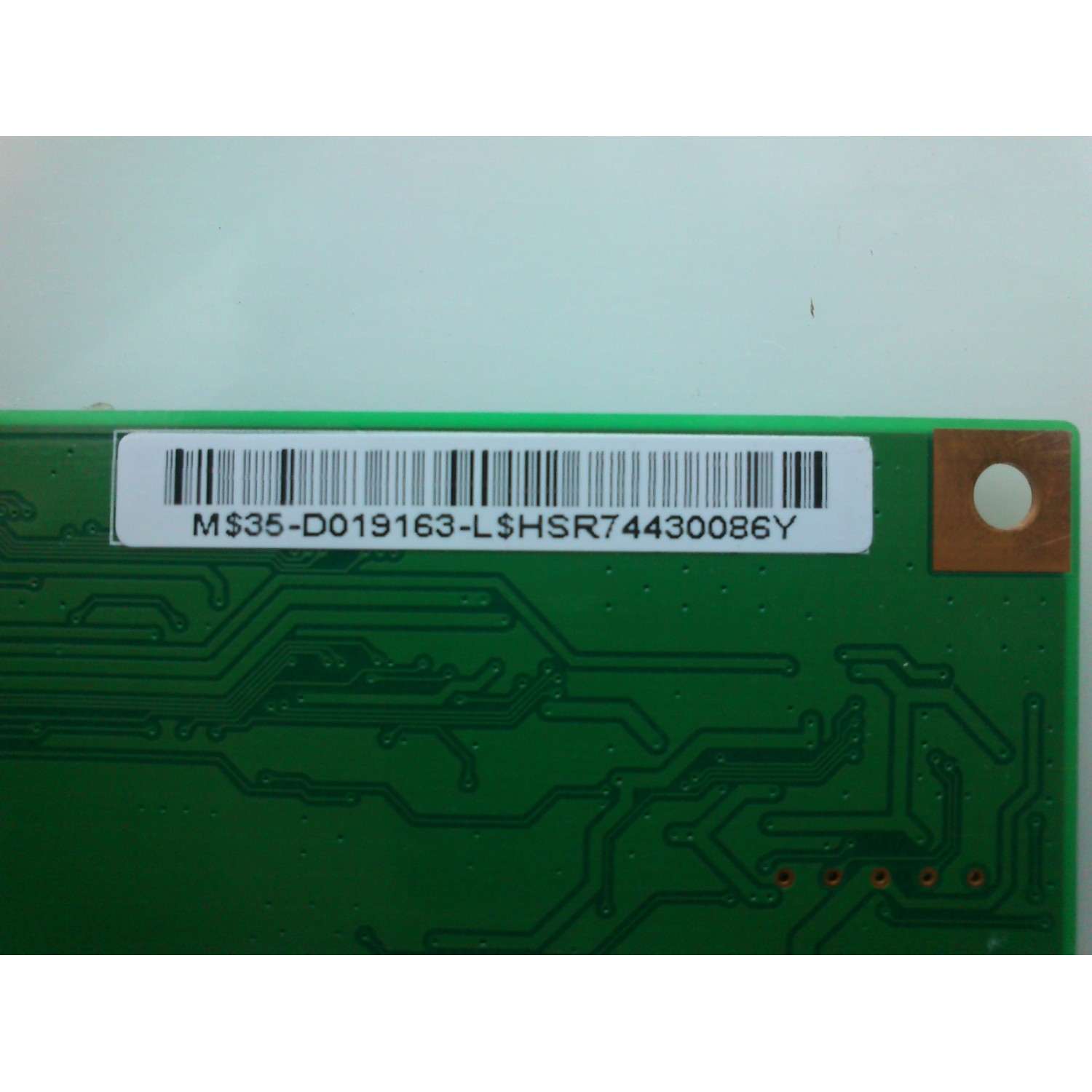  T-CON / CMO 35-D019163 / V260B1-C01 / MODELO VIZIO VW26LHDTV20F - Imagen 2